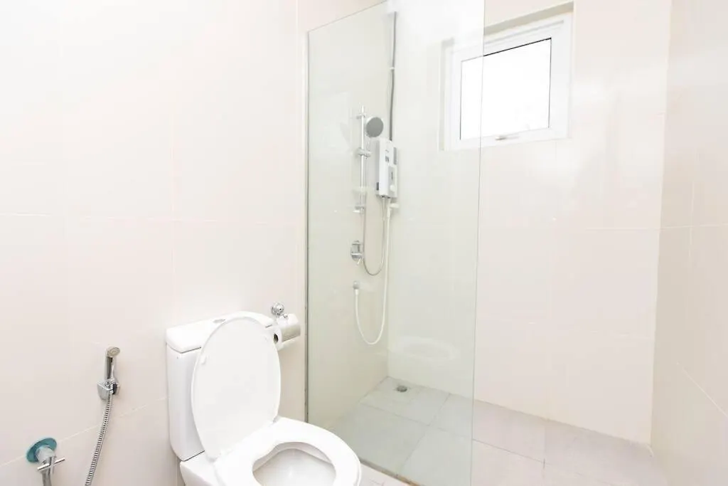 Tanjung Bungah 5Br Villa W Pool 20Pax 0*, Tanjung Bungah (Penang)