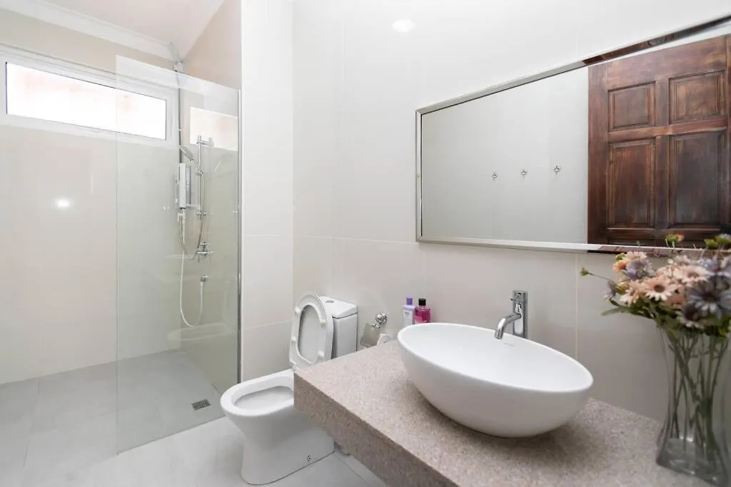 Tanjung Bungah 5Br Villa W Pool 20Pax