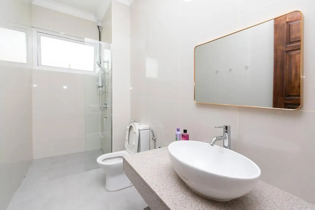 Tanjung Bungah 5Br Villa W Pool 20Pax Malaysia