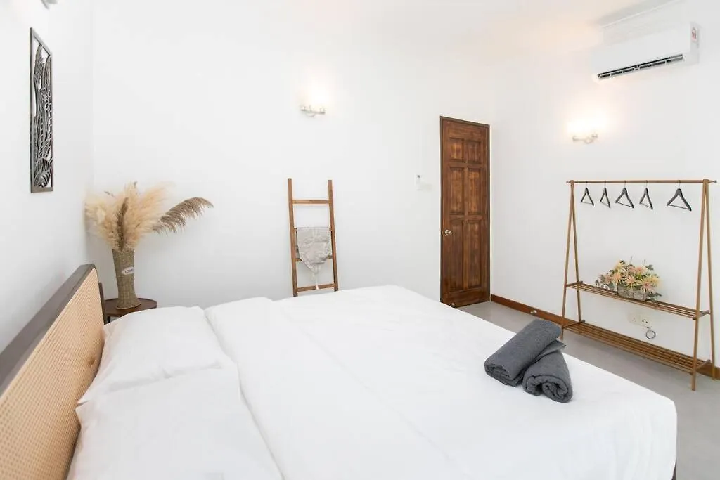Tanjung Bungah 5Br Villa W Pool 20Pax 0*, Tanjung Bungah (Penang) Malaysia